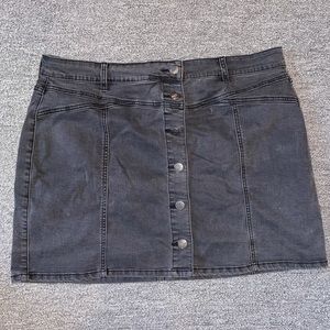 Butting Up Mini Skirt Size US 18
